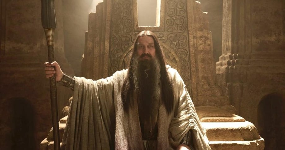 THE LORD OF THE RINGS: THE RINGS OF POWER Showrunners Debunk Popular "Dark Wizard" Theory - SPOILERS