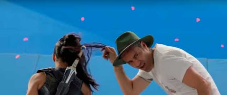 THOR: RAGNAROK BTS Featurette Gives Us A Hilarious Tease Of The Blu-ray's  Blooper/Gag Reel