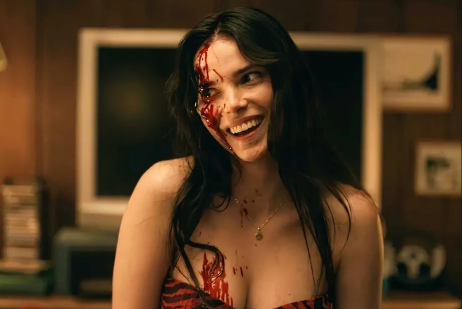 Video: First Look At Obsession's Nikki Freeman As A Halloween Horror Nights Roaming Character
