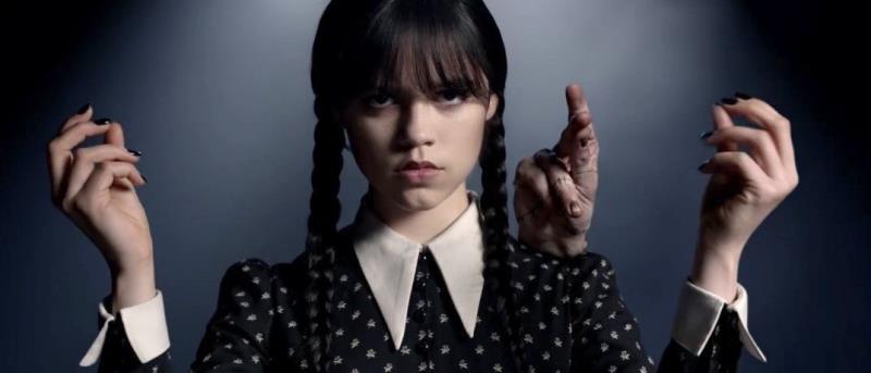 WEDNESDAY: Jenna Ortega Woefully Brings The ADDAMS FAMILY Character To Life In First Teaser - Vimarsana News