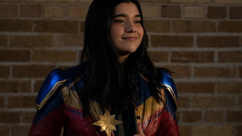 MS. MARVEL Star Iman Vellani Was Shocked After Learning Kamala Khan Would Be One Of THE MARVELS' Leads - Vimarsana News