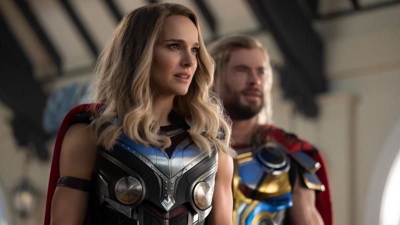 Kevin Feige Clarifies Marvel Studios' Relationship With Natalie Portman After THOR: THE DARK WORLD - Vimarsana News