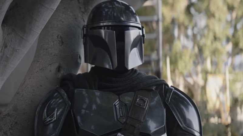 THE MANDALORIAN Movie Chances Addressed By Jon Favreau; New SKELETON ...