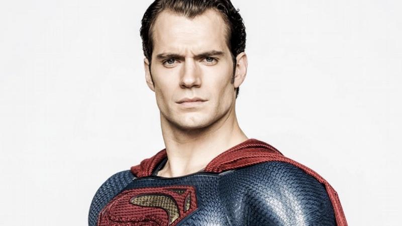 JUSTICE LEAGUE Director Zack Snyder Shares New Photos DCEU's Superman ...