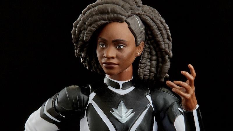THE MARVELS Action Figures Reveal Closer Look At Captain Marvel, Ms ...