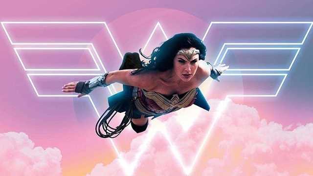 www.comicbookmovie.com